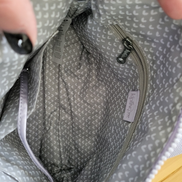 Kipling crossbody purse- silvery purplish metallic - Picture 4 of 10